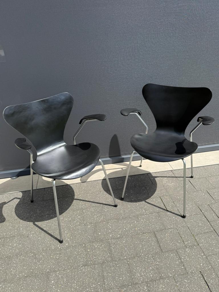 Paar vlinderstoelen serie 7 A Jacobsen Fritz Hansen armleun, Huis en Inrichting, Stoelen, Ophalen, Gebruikt