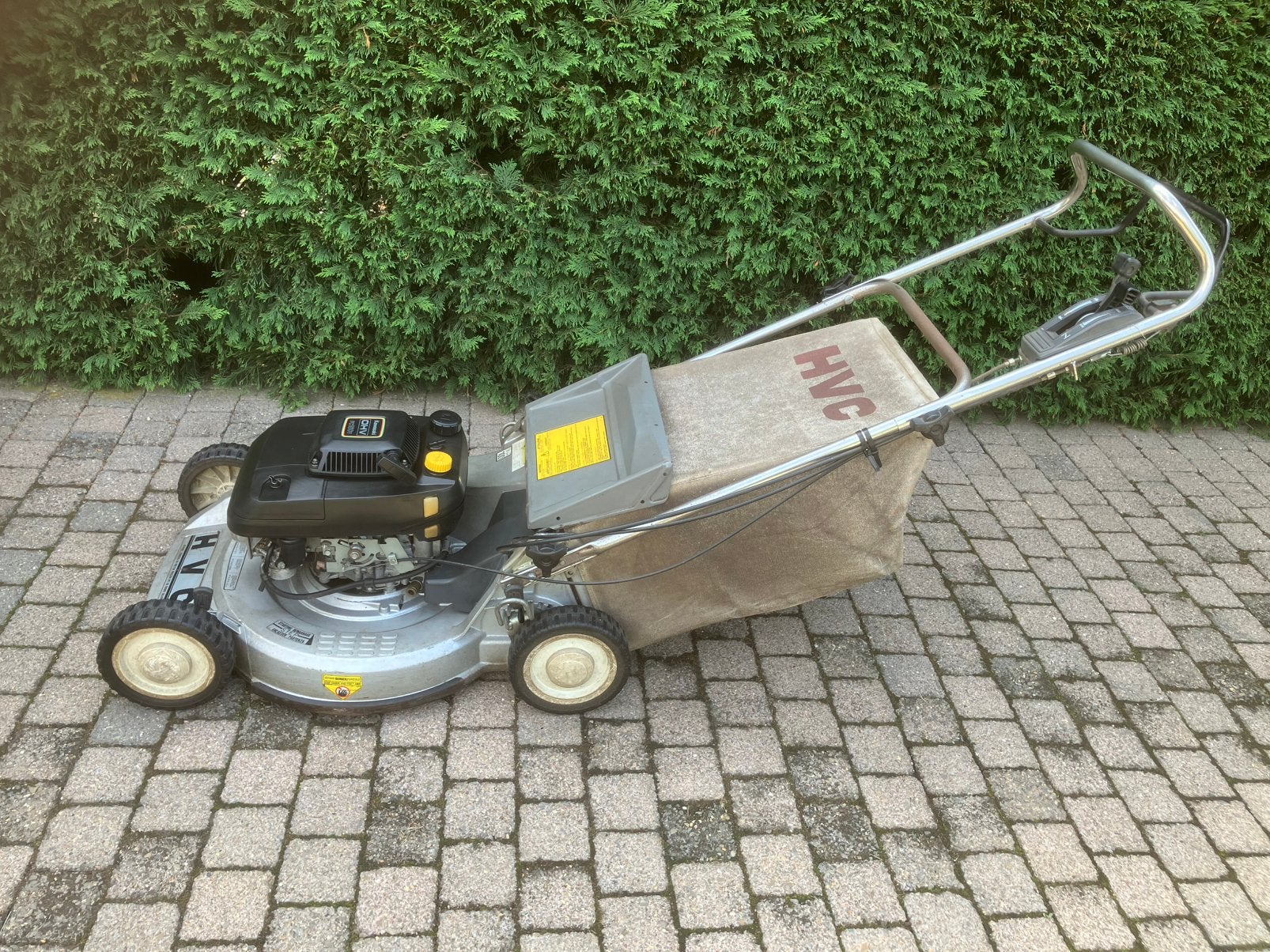 Grasmaaier, Enlèvement, Comme neuf