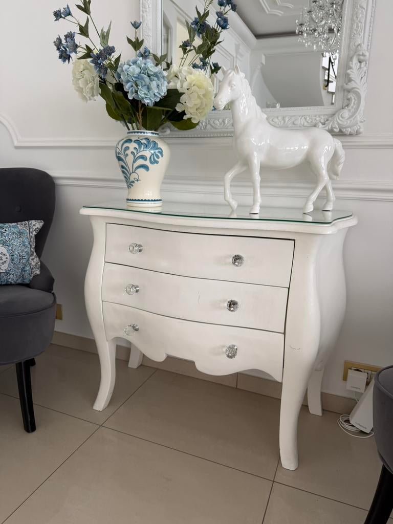 Commode blanche élégante style classique – 3 tiroirs, Maison & Meubles, Armoires | Commodes, 3 ou 4 tiroirs, Enlèvement, Utilisé