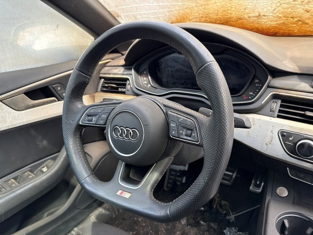 AIRBAG VOLANT Audi A5 Sportback (F5A / F5F), Autos : Pièces & Accessoires, Auto-Union-Straße  1,
85057  Ingolstadt, DE, Info@audi.de
