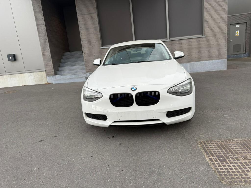 BMW 114i | Confort et fiabilité, Autos, BMW, Achat, 4 portes, Entreprise, Boîte manuelle