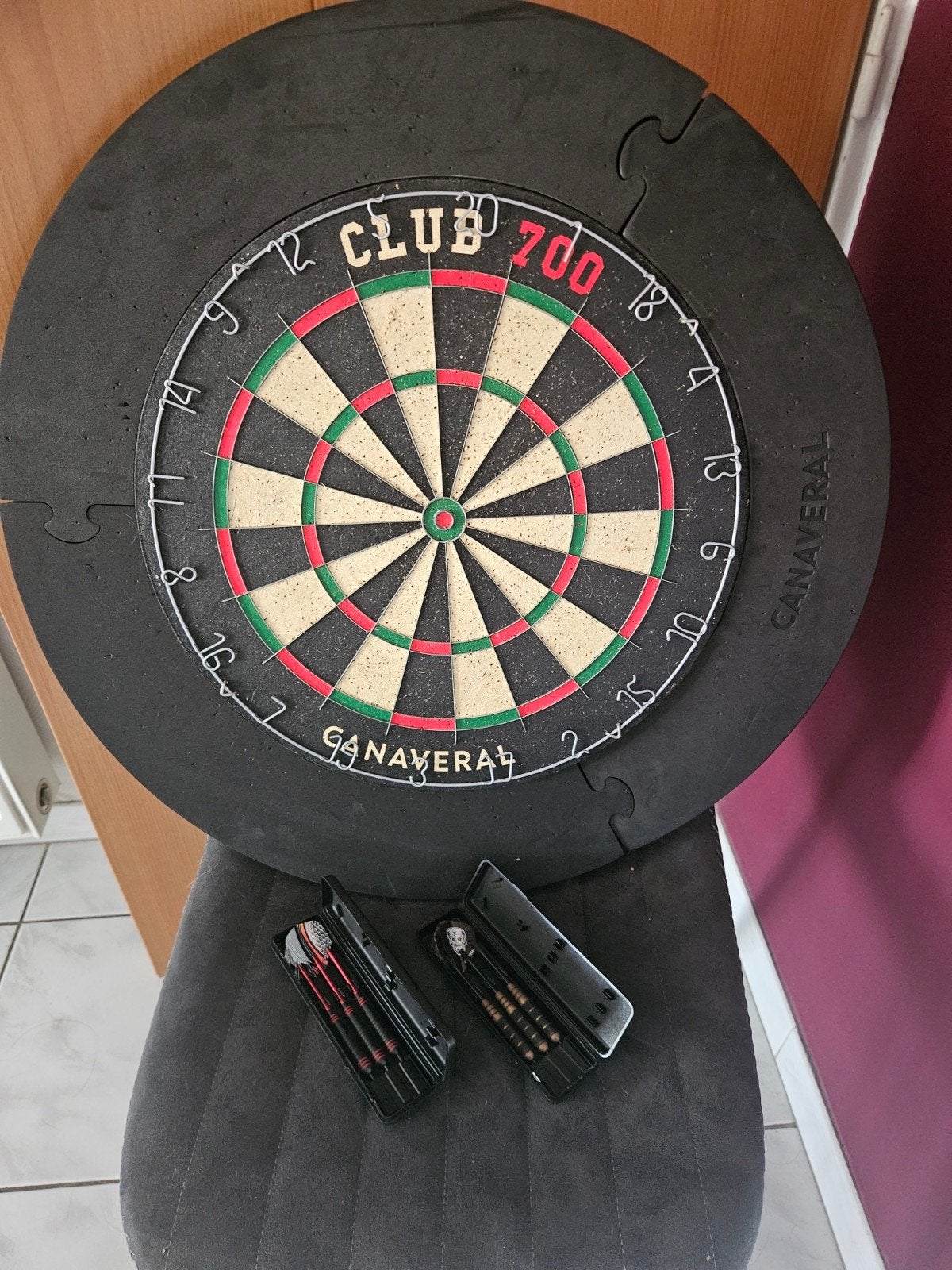 canaveral 700 dartsbord, Ophalen, Pijlen