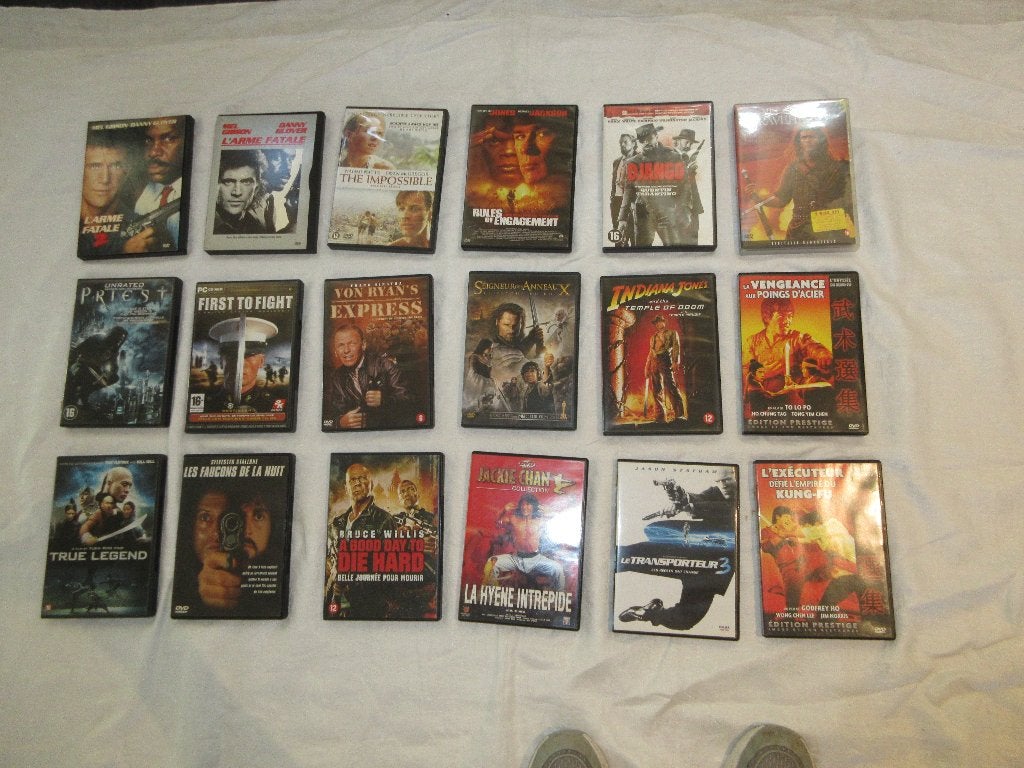 Lot 18 DVD franstalig oorlog actie Braveheart Priest Transpo, Cd's en Dvd's, Ophalen, Oorlog
