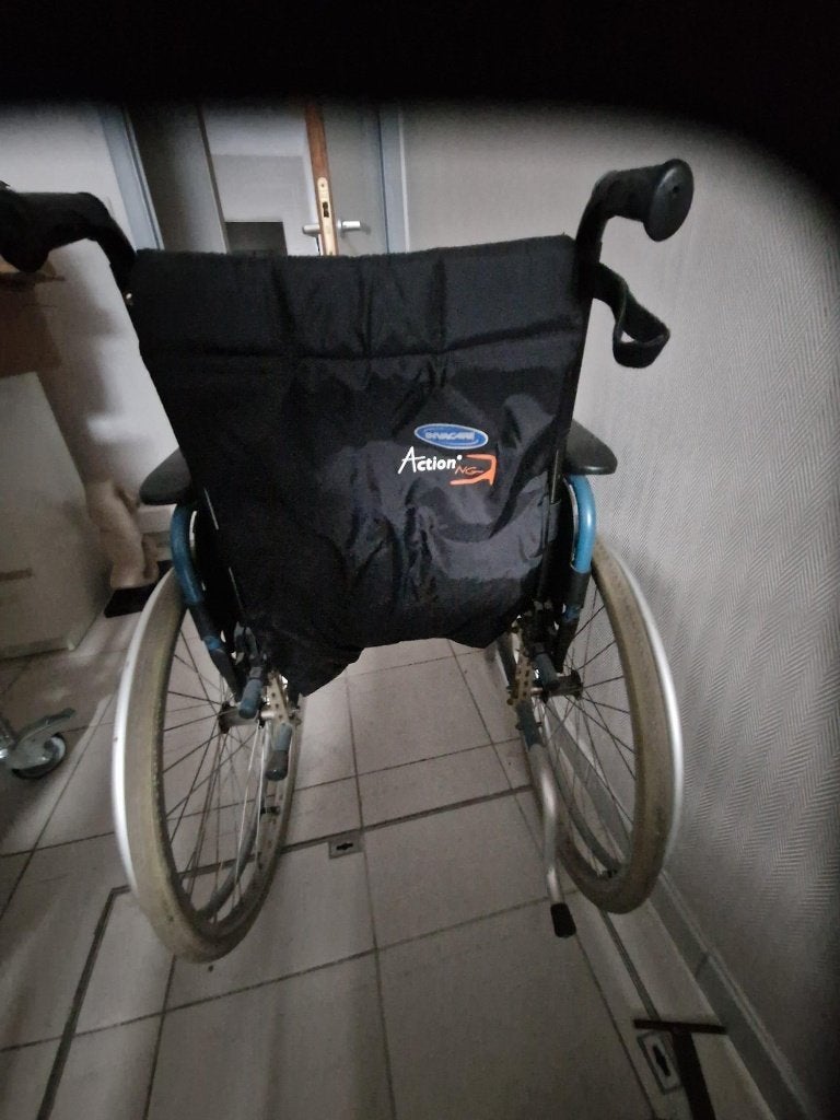 Chaise roulante, Divers, Enlèvement, Pliant, Utilisé, Fauteuil roulant à pousser