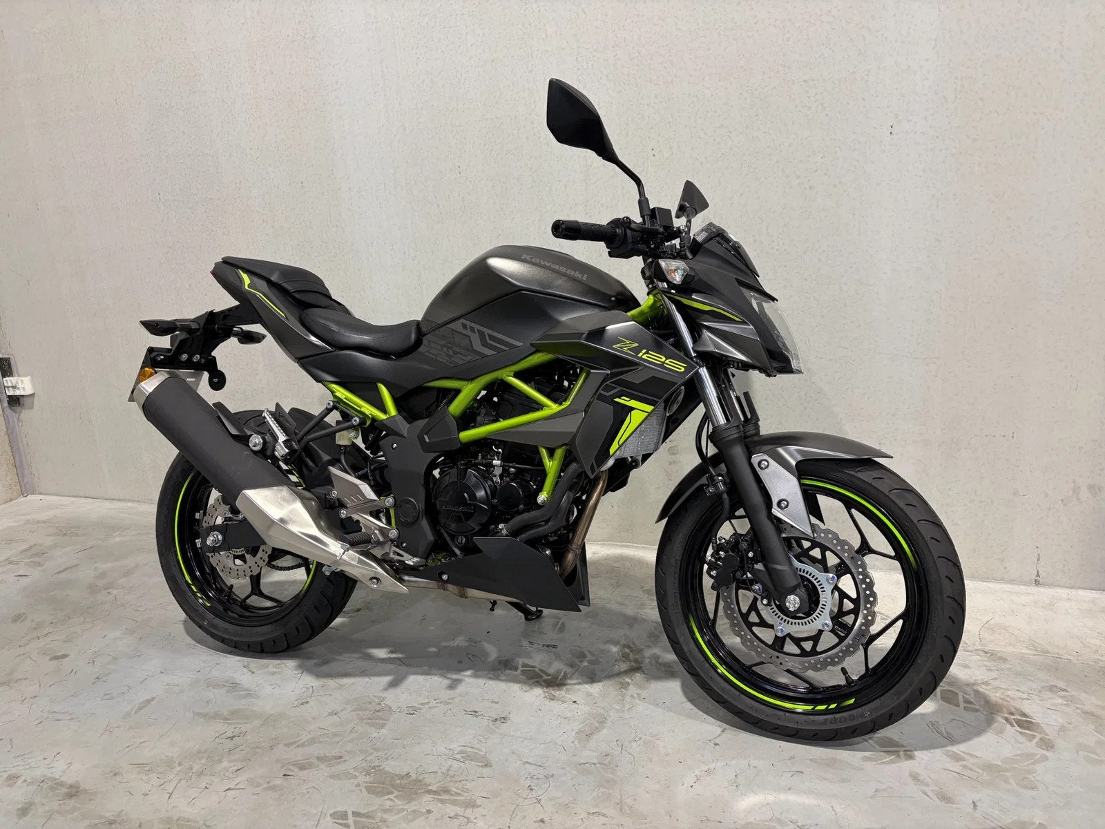 Kawasaki Z125 sportieve naked helemaal in Kawasaki z-line, Entreprise, Occasion, Autre, Manuelle