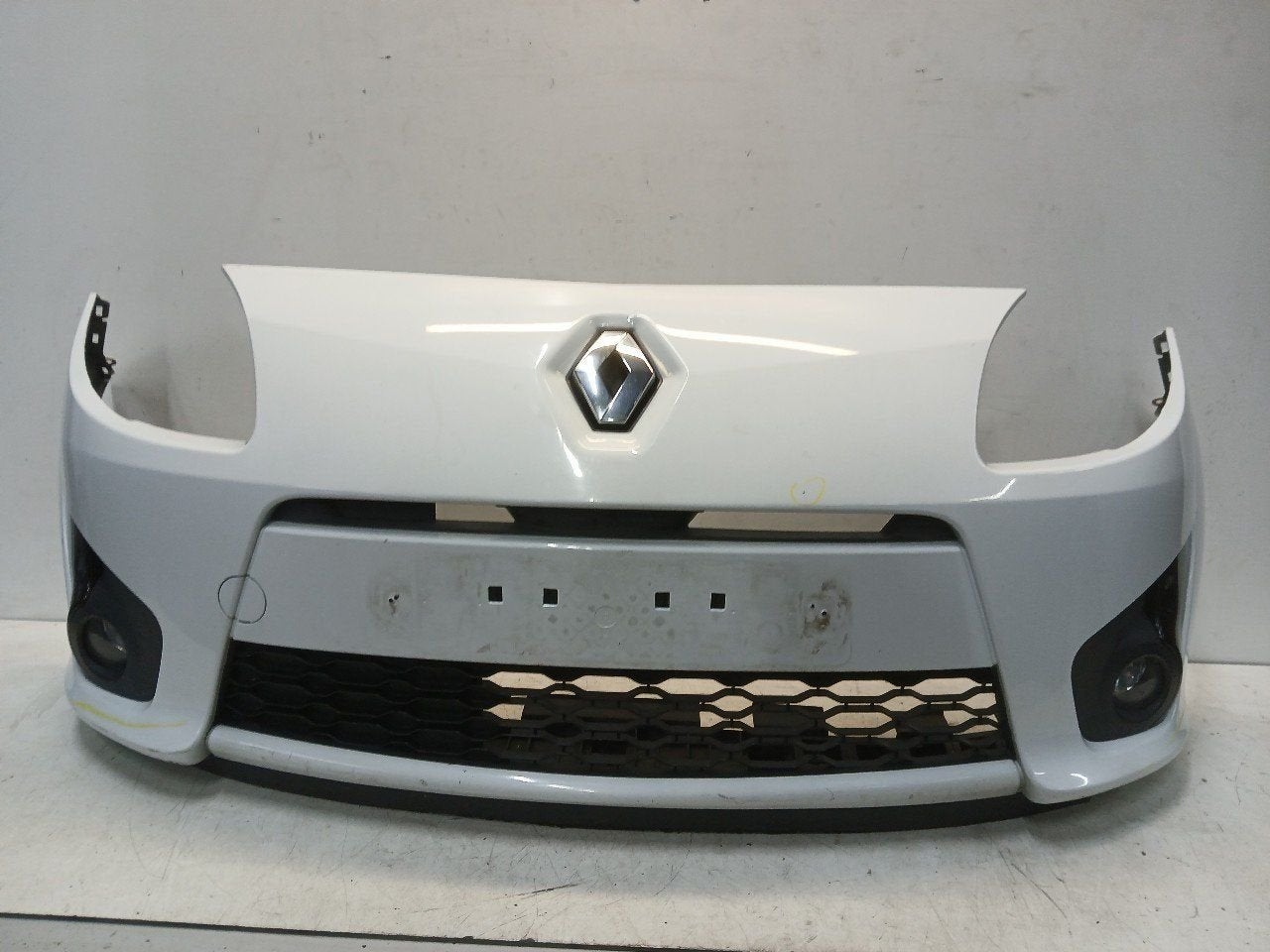 Bumper voor Renault Twingo, Auto-onderdelen, Onderdelen@venauto.nl, Van der Ven Autorecycling B.V., Gebruikt, Ettenseweg 76, 4706 PB Roosendaal, The Netherlands