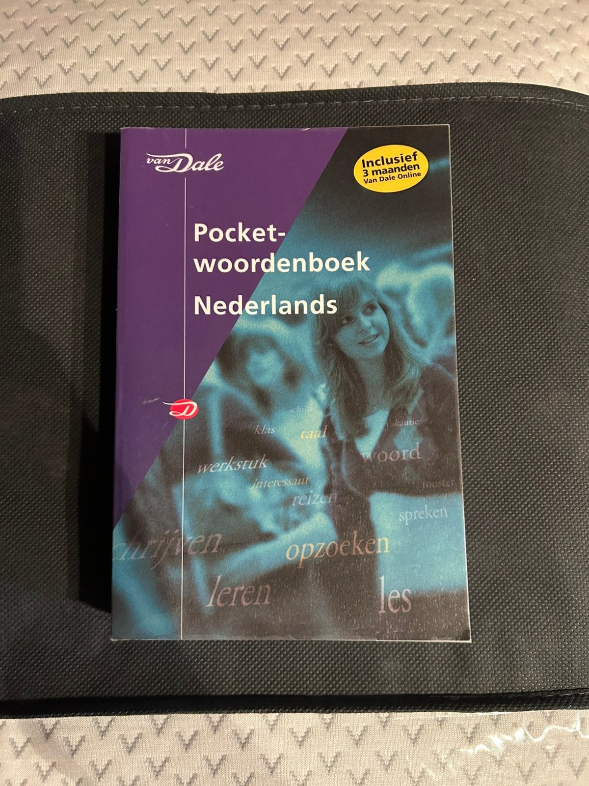 Van Dake pocket-woordenboek Nederlands, Boeken, Woordenboeken, Ophalen of Verzenden, Zo goed als nieuw, Nederlands