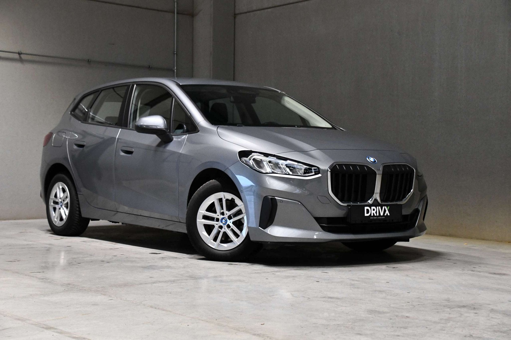 BMW 2 Serie 225 PHEV - Active Tourer - Cruise Control - Came, Auto's, BMW, Automaat, 245 pk, Stof, Gebruikt