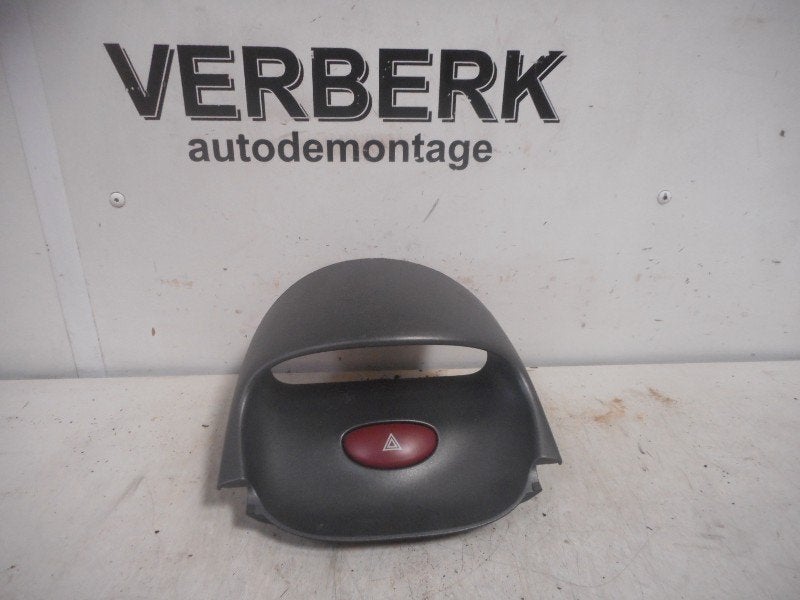 COMMUTATEUR DE FEUX DE DETRESSE Peugeot 206 CC (2D), Autos : Pièces & Accessoires, Kontakt-peugeot@peugeot.com, Utilisé, Peugeot Deutschland GmbH