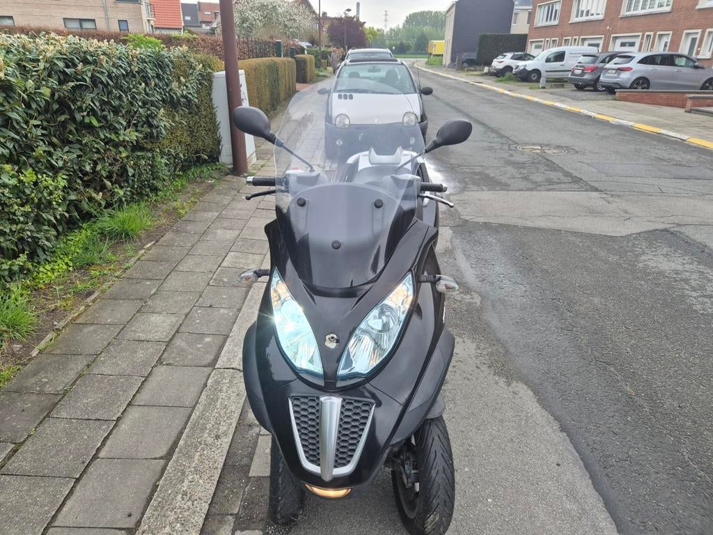 Piaggio 300 mp3 annee fin 2011, Particulier