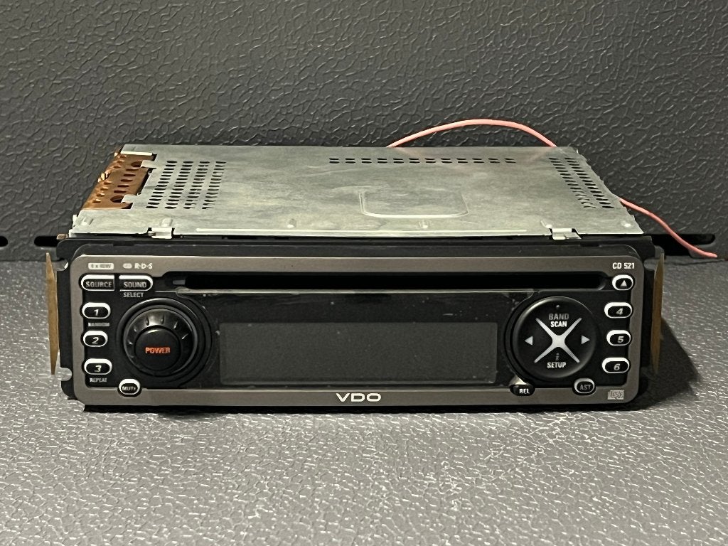 VDO CD521 auto radio-CD, Auto diversen, Ophalen of Verzenden, Zo goed als nieuw