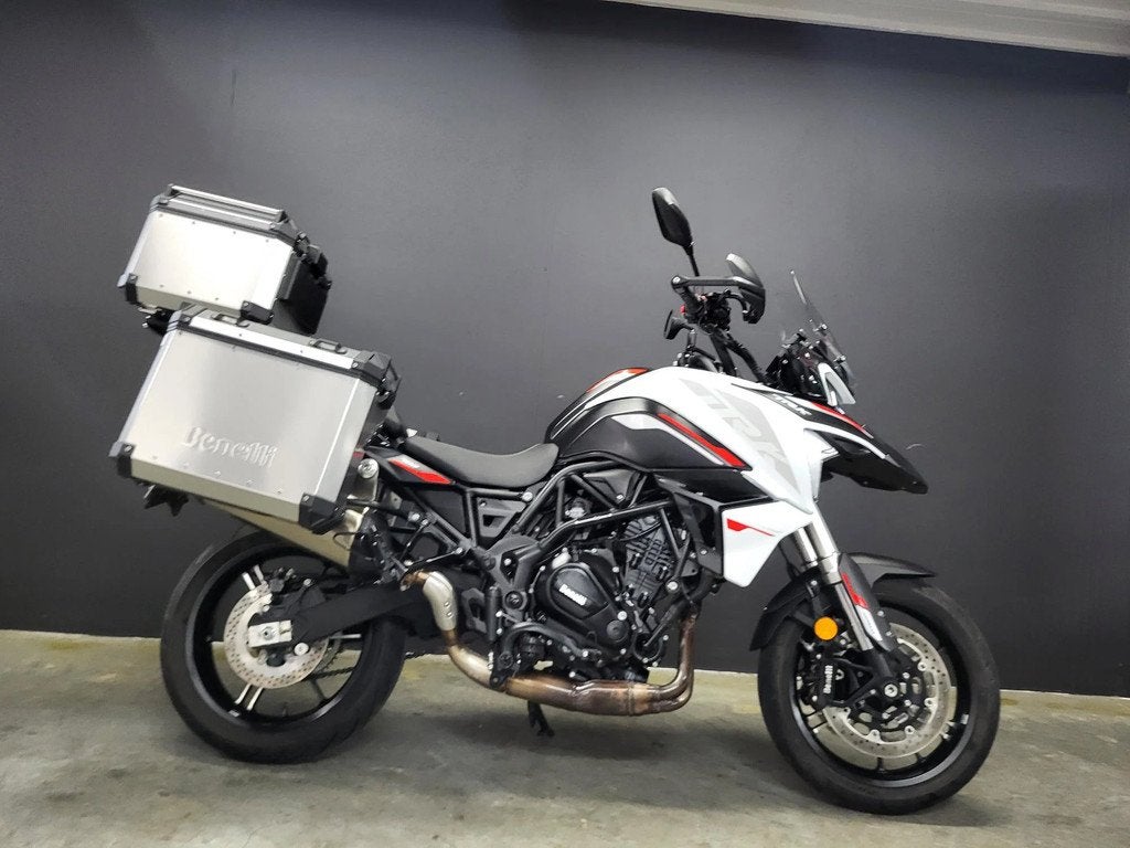 Benelli TRK 702 met 3 koffers (bj 2025), 700 cc, Bedrijf, Meer dan 35 kW, Overig