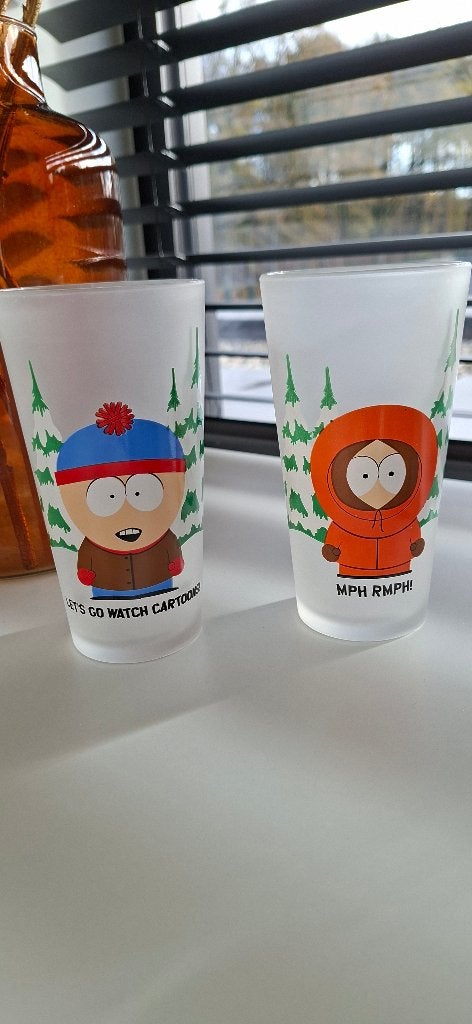 South Park nieuwe glazen. 2 stuks samen voor 10 euro, Ophalen of Verzenden, Nieuw, Tv, Gebruiksvoorwerp