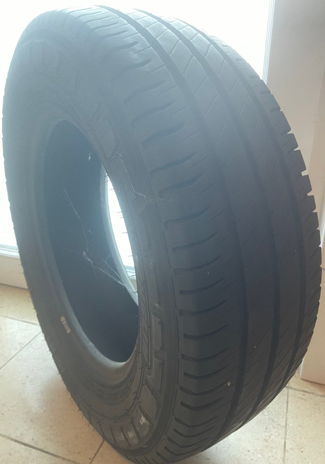 4x Michelin Agilis 3 225/65 R16C — Zeer goede staat, Ophalen, Bestelwagen, 16 inch, Band(en)