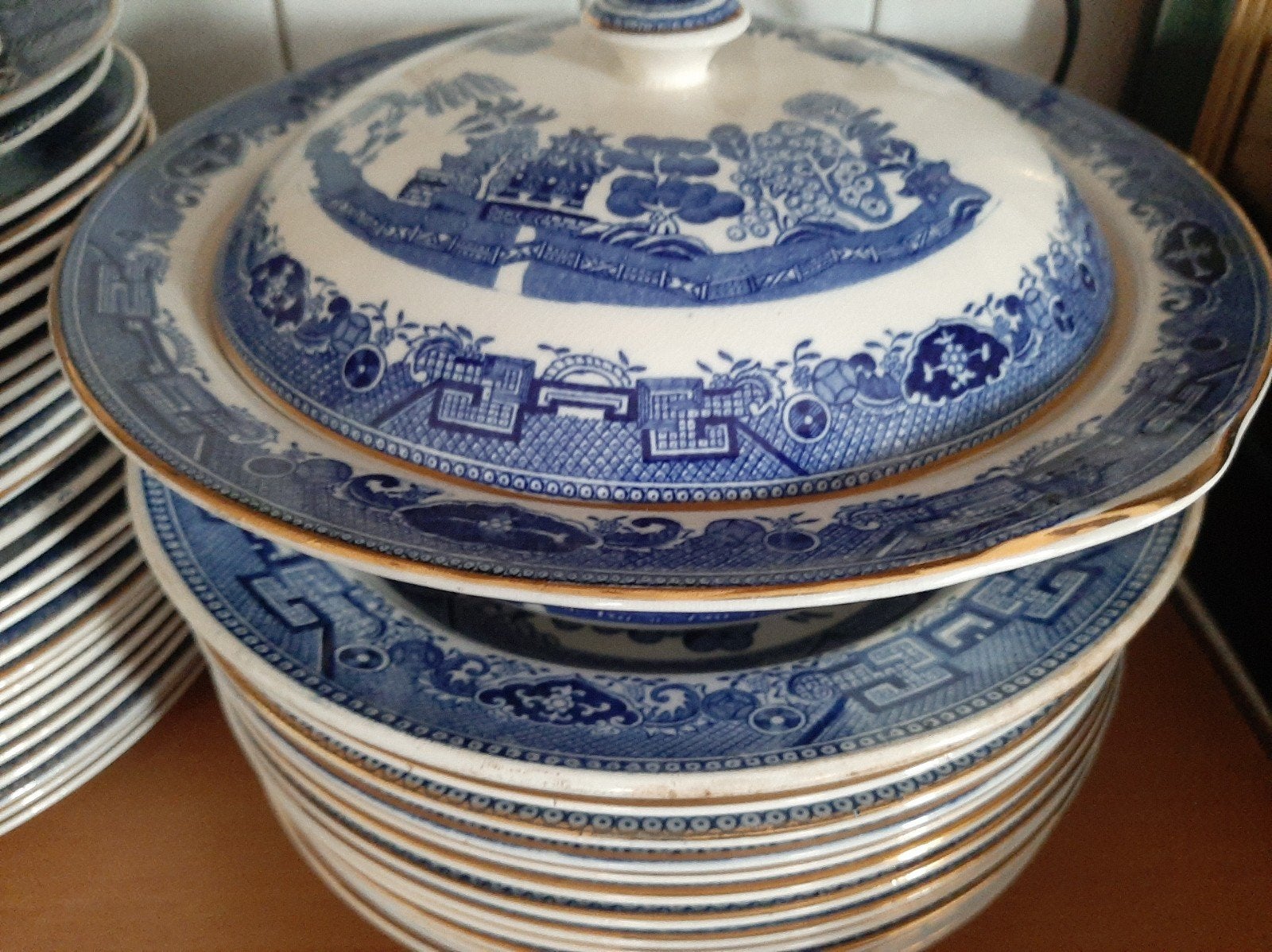 antiek servies Willow Victoria Engeland, Ophalen