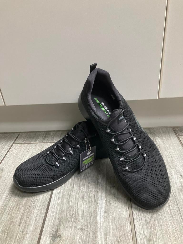 Zwarte sketchers memory foam instappers maat 43, Zwart, Nieuw, Ophalen of Verzenden, Sneakers