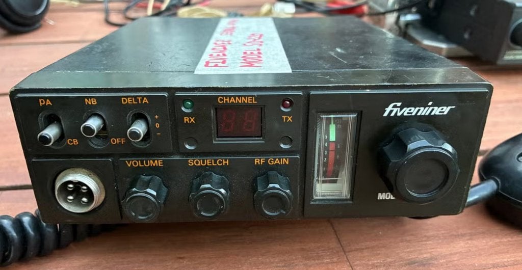 CB Radio x 2, Ophalen of Verzenden, Gebruikt, Zender en Ontvanger