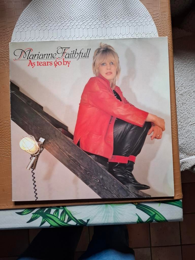 LP Marianne Faithfull - As tears go by, Ophalen of Verzenden, 1960 - 1969, Gebruikt, 12 inch