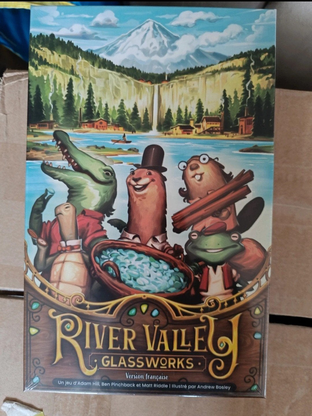 River Valley Glassworks en français, Enlèvement ou Envoi, Neuf