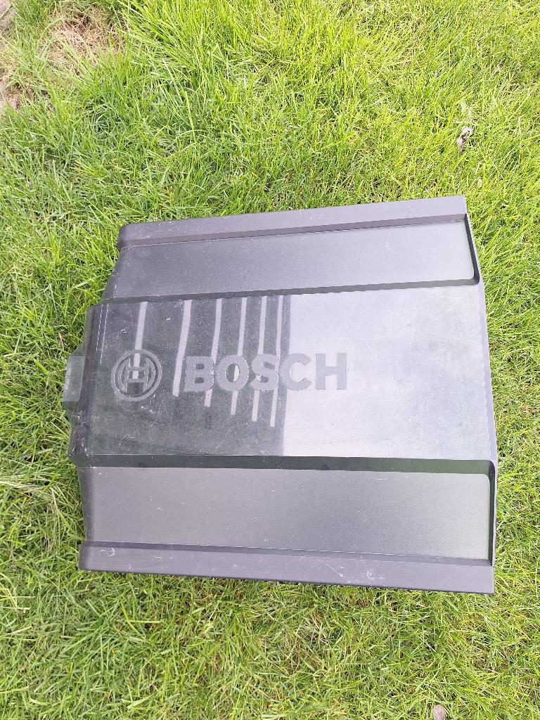 Bosch robot garage, Tuin en Terras, Ophalen, Gebruikt, Elektrische grasmaaier