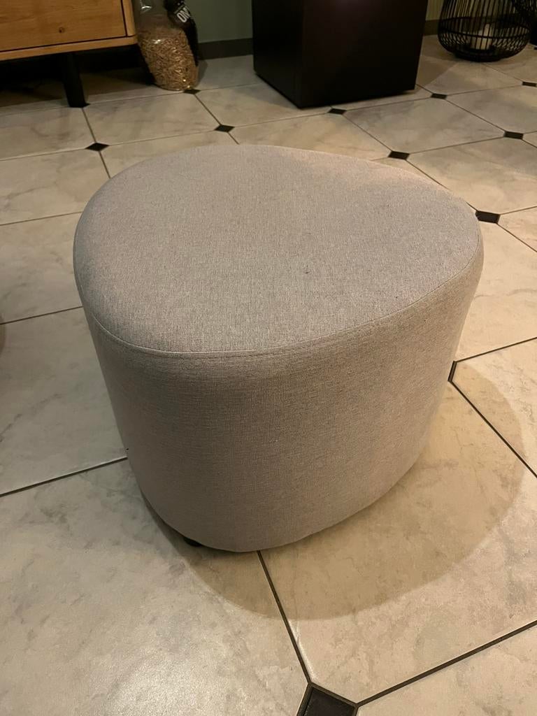 Pouf gris clair, Enlèvement, Comme neuf