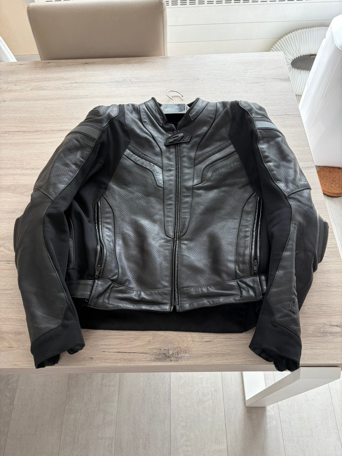 2 delig motorpak, rugberschermer, laarzen en handschoenen., Motoren, Kleding | Motorkleding, Ophalen, Tweedehands, Overige typen