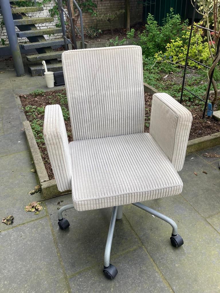 Bureaustoel Bulo, Huis en Inrichting, Ophalen, Gebruikt, Beige, Bureaustoel