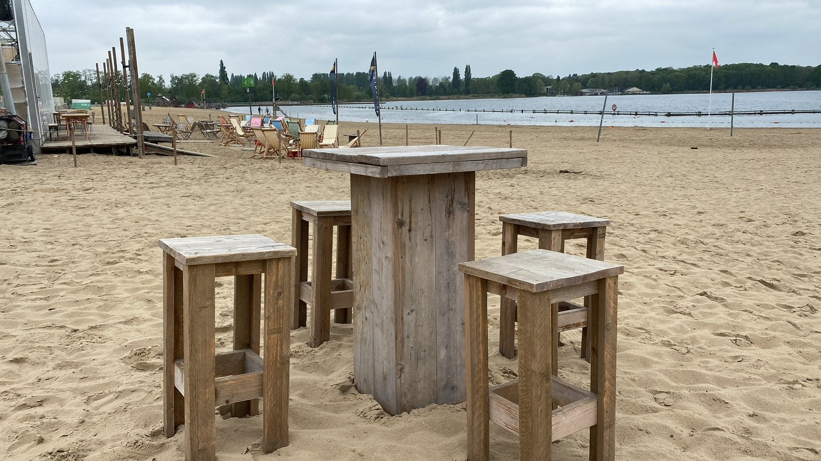 Steigerhouten meubels te huur, Ophalen of Verzenden, Zo goed als nieuw