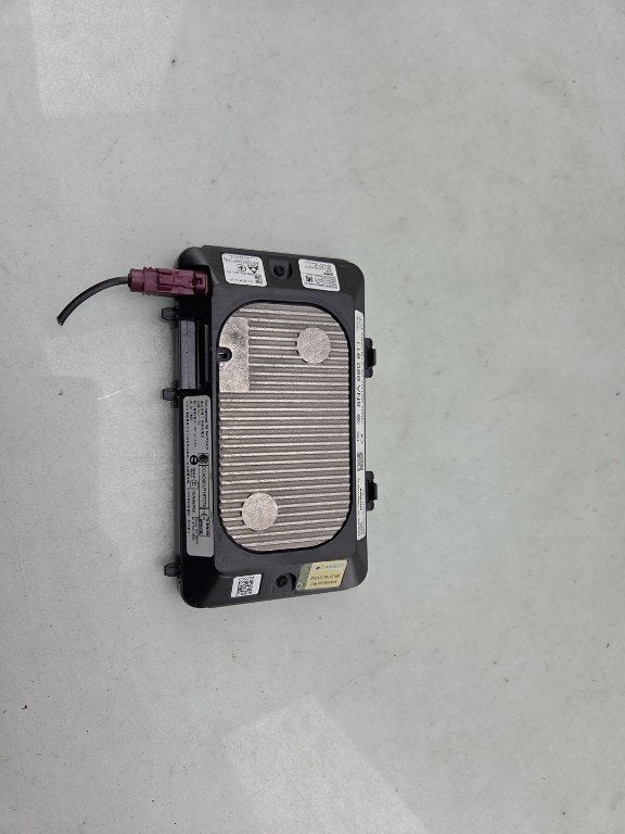 CHARGEUR DE TELEPHONE A INDUCTION (|5NA980611|), Autos : Pièces & Accessoires, Autres pièces automobiles, Utilisé