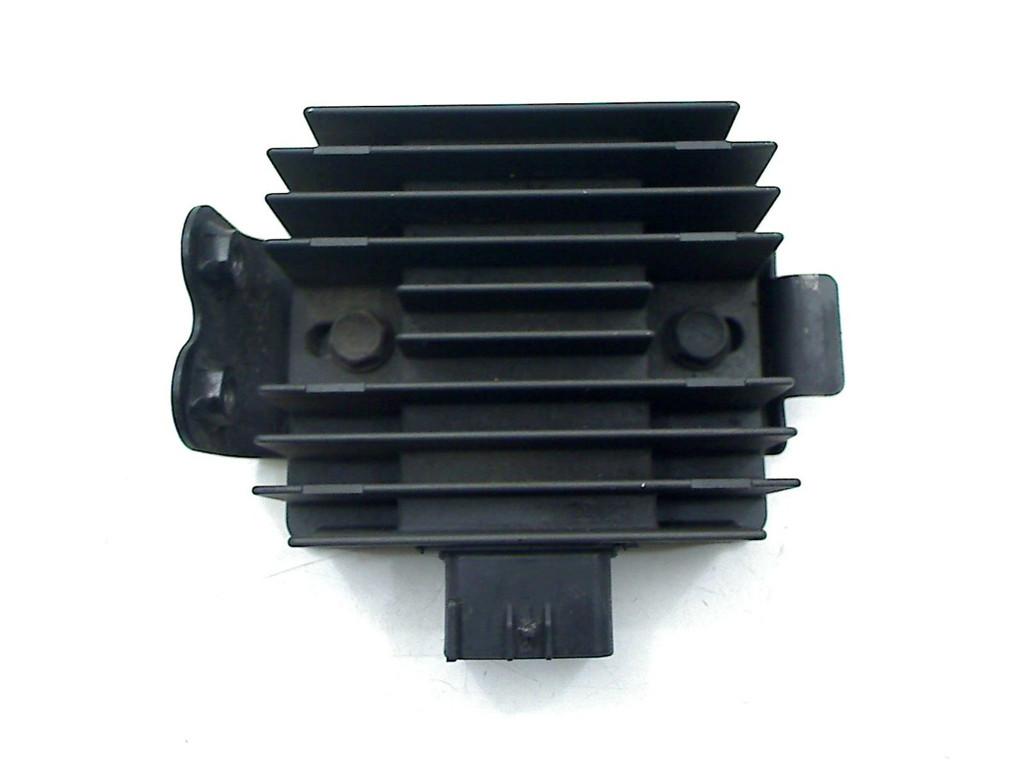 REGULATEUR DE TENSION Z 800 2013-2016 +ABS (Z800 ZR800A-B), Dhr. S. di Majo, Utilisé, Info@cama-motorparts.nl, P.J. Troelstraweg 8 8
3144 CX  MAASSLUIS, NL