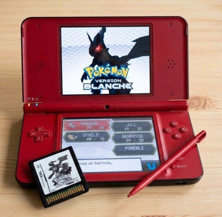 Nintendo DSi XL Super Mario Bros. 25 systeem in beperkte opl, Dsi XL, Ophalen of Verzenden, Rood, Gebruikt