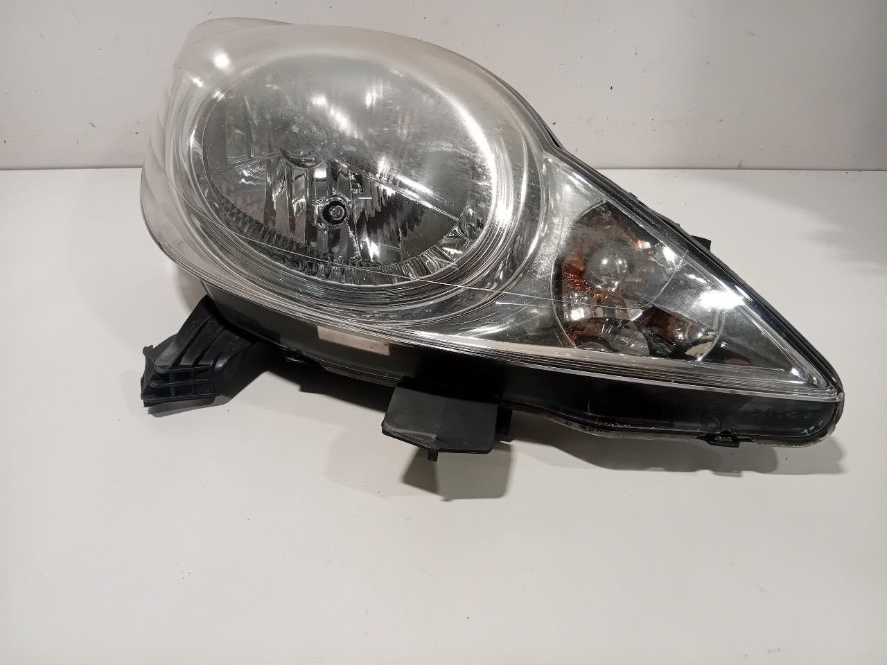 Koplamp rechts Peugeot 107, Onderdelen@venauto.nl, Van der Ven Autorecycling B.V., Gebruikt, Citroën