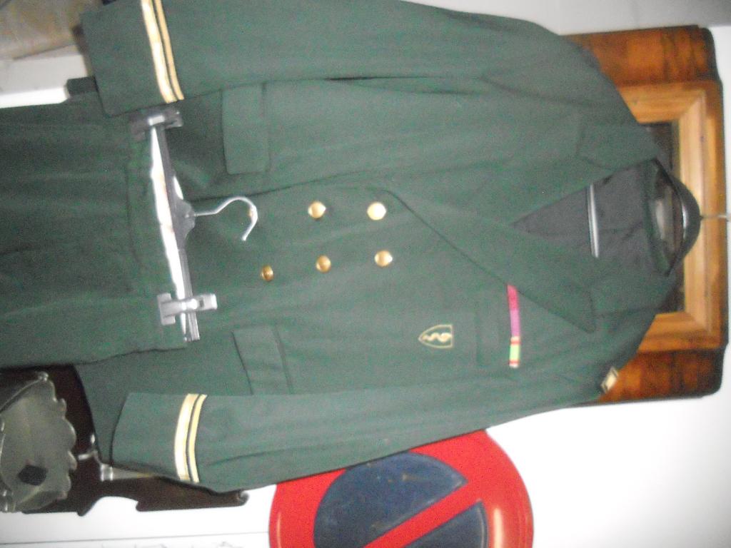 uniforme armée guerre pour connaisseur dans son jus 1, Collections, Enlèvement