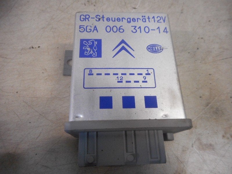 UNITE ELECTRONIQUE automaat 406 Coupé (8C) (5ga006310-14), Kontakt-peugeot@peugeot.com, Utilisé, Peugeot Deutschland GmbH, Bahnhofsplatz
65423  Rüsselsheim, DE