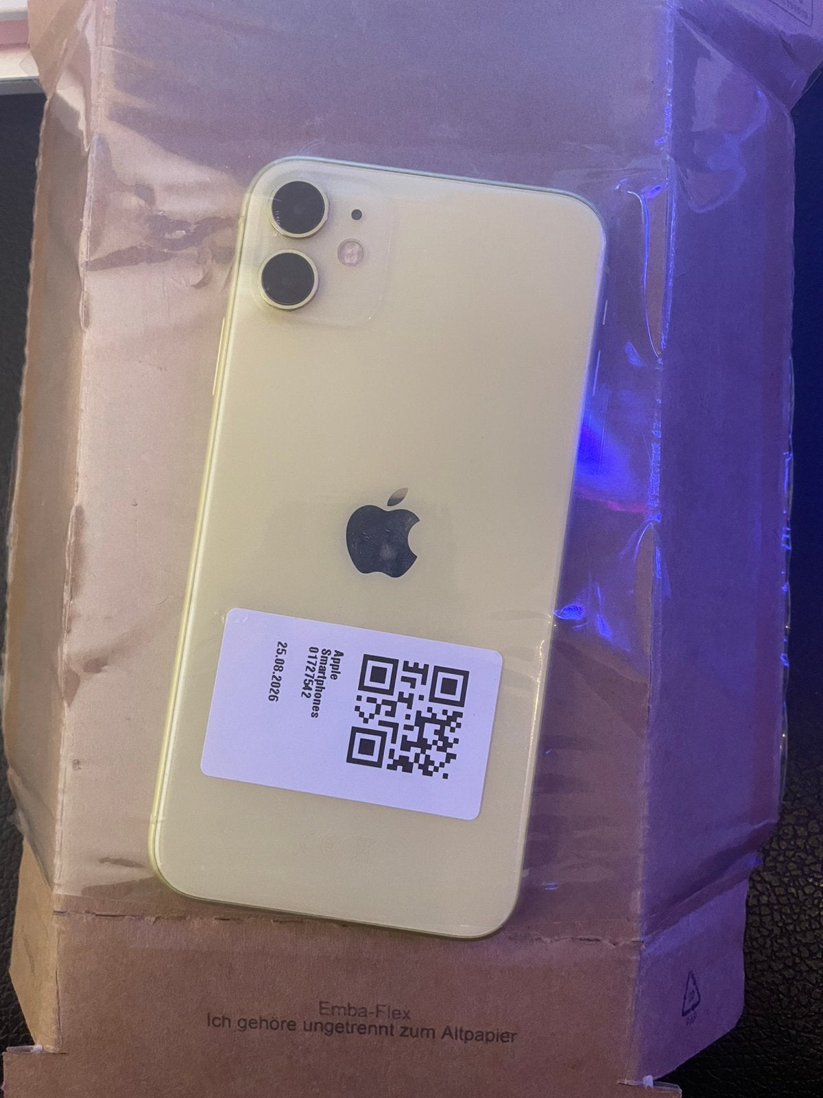 iPhone 11 128 Go vérifié par Vinted, Enlèvement ou Envoi, Comme neuf, IPhone 11