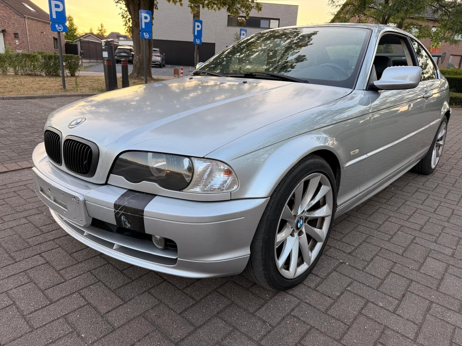 Bmw 318 CI 1.9 essence automatique avec Carplay, spoiler etc, Achat, Entreprise, Automatique, Air conditionné