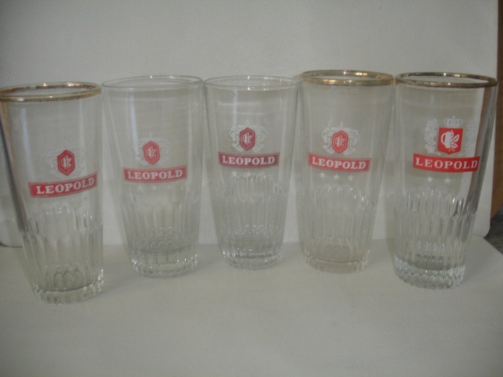 6 bierglazen Leopold, 4 verschillende, alle 6 voor € 6,00, Collections, Enlèvement ou Envoi, Comme neuf, Verre ou Verres, Autres marques