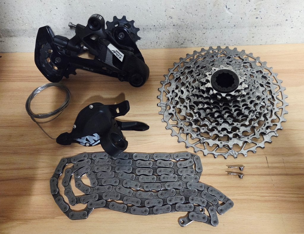 Sram xplr 12s , shimano sora , shimano deore, Fietsen en Brommers, Fietsonderdelen, Verzenden, Kinderfiets, Derailleur of Ketting