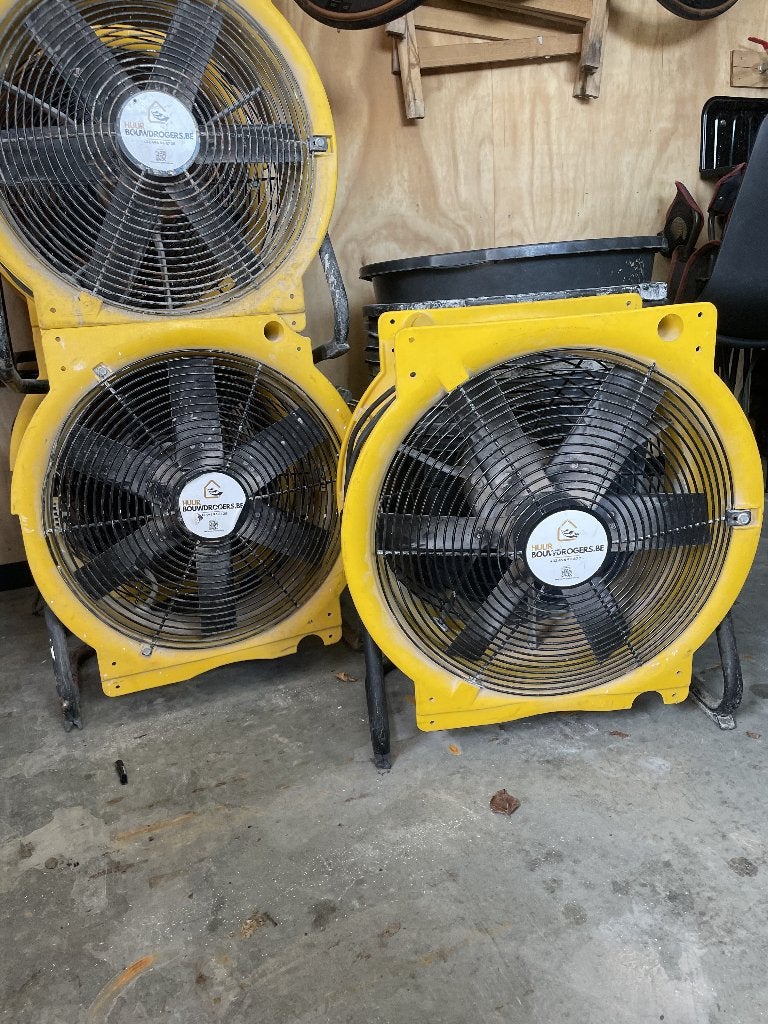 TTV4500 ventilator (meerdere stuks), Ophalen