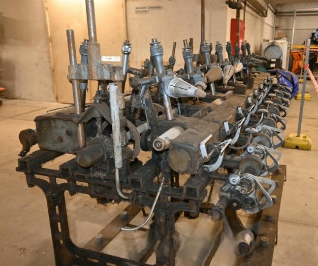 Vintage mechanisch weefgetouw industrieel, Antiek en Kunst, Ophalen