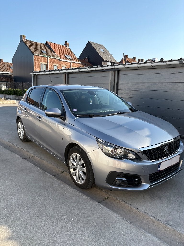 Peugeot 308, Adaptieve lichten, Particulier, 81 kW, Zilver of Grijs