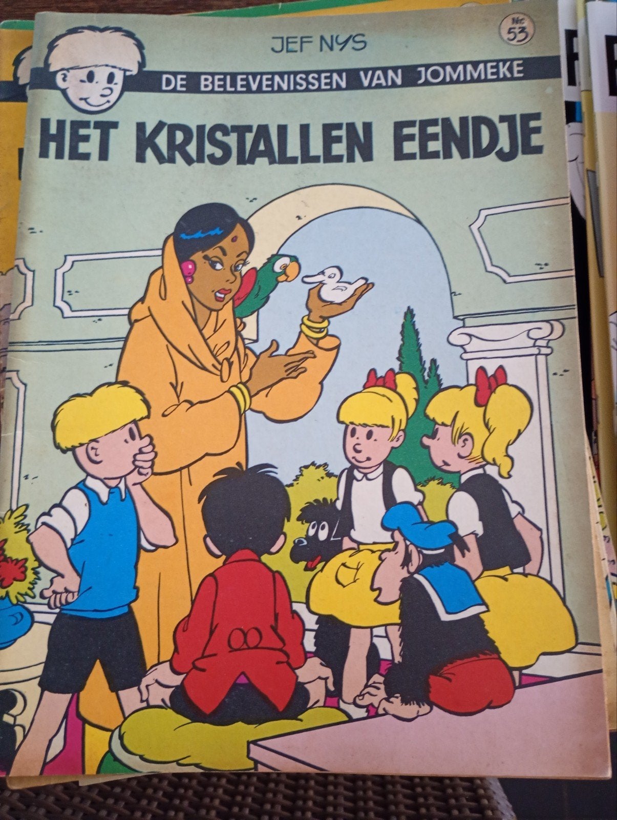 Jommeke , het kristallen eendje, Boeken, Ophalen