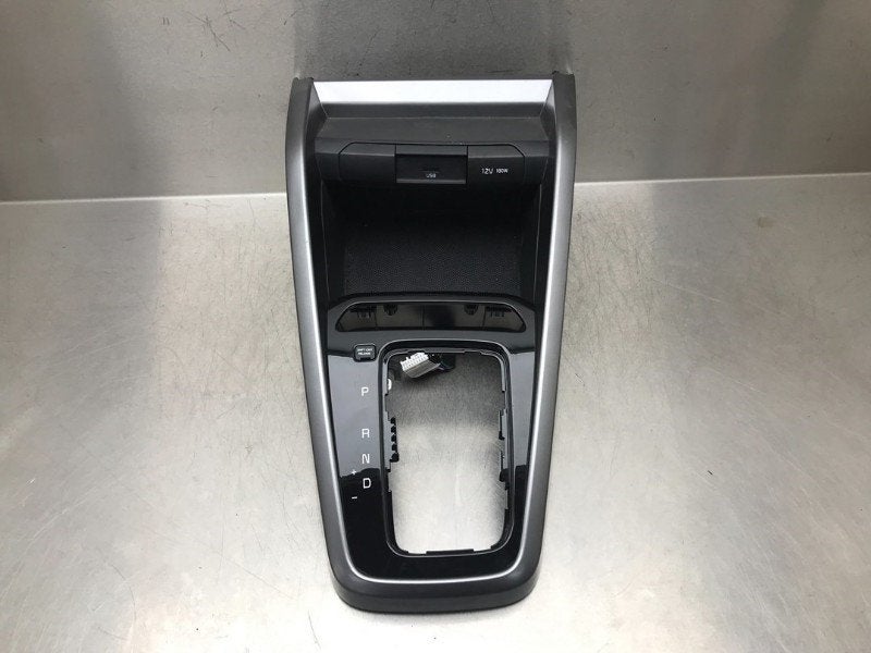 DASHBOARD DEEL Kia Stonic (YB) (01-2017/-) (|84635H8000|), Gebruikt, Kia