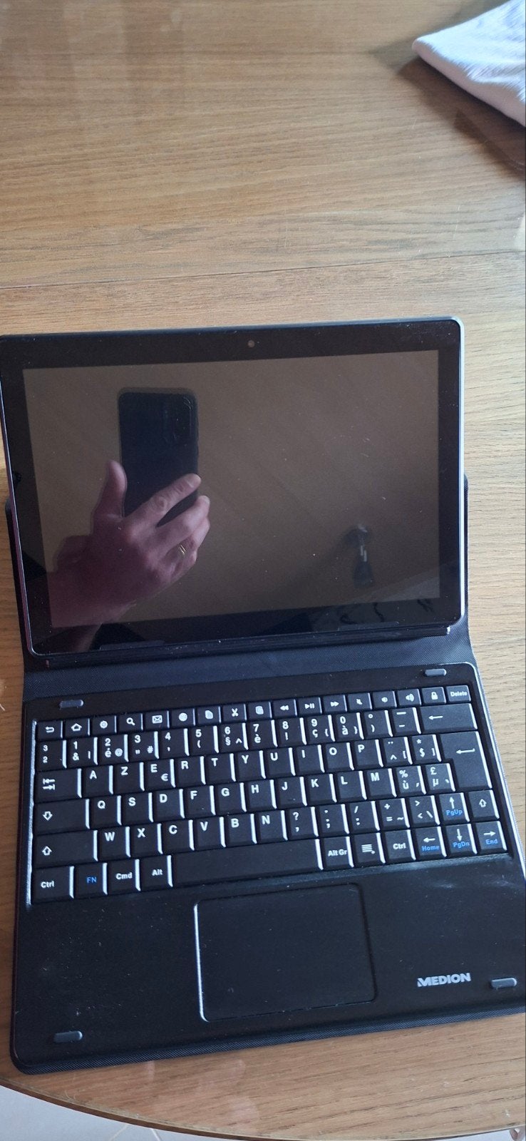 Android Medion 10" tablet met toetsenbord, Informatique & Logiciels, Enlèvement