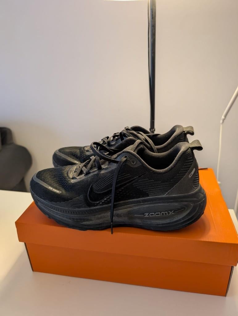 Nike Vomero 16 running shoes (size 43), Sport en Fitness, Loopsport en Atletiek, Gebruikt, Ophalen of Verzenden, Hardlopen, Hardloopschoenen