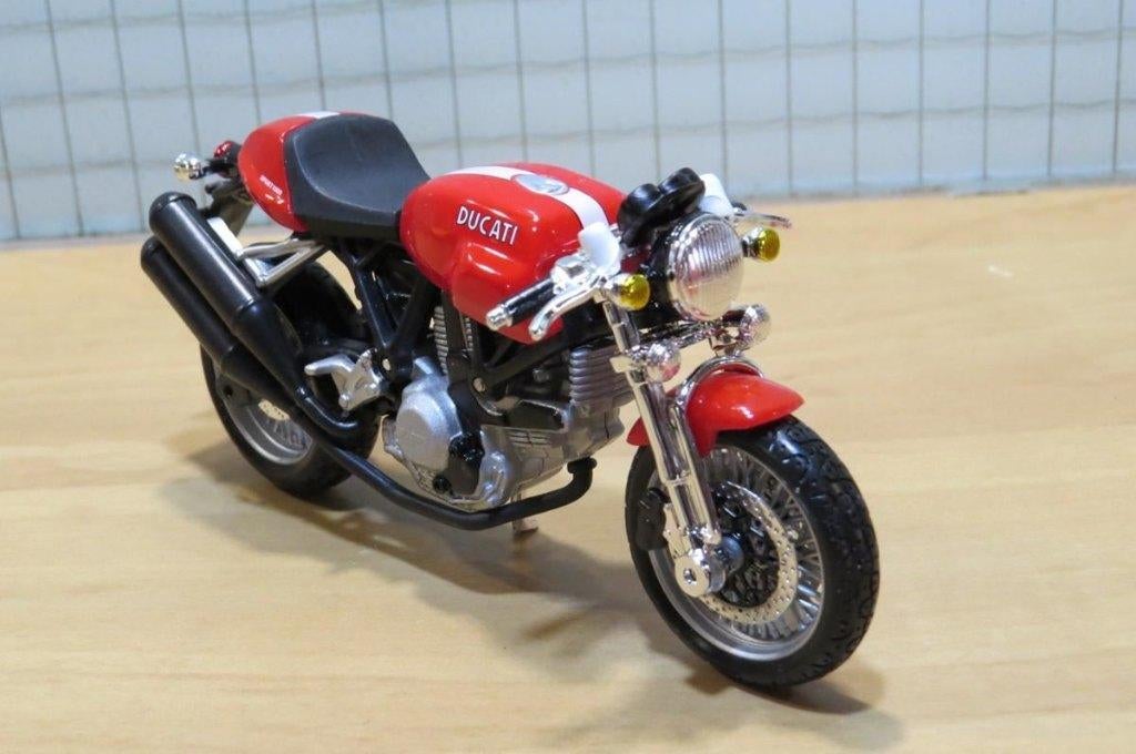 Ducati Sport 1000 red 1:18 Bburago, Ophalen of Verzenden, Nieuw, Motor, Burago