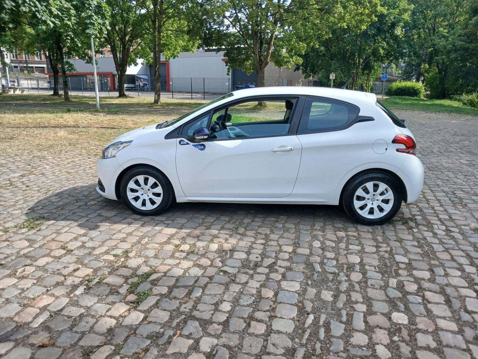 Peugeot 208 prête immatriculé, Euro 5, Achat, Boîte manuelle, Particulier