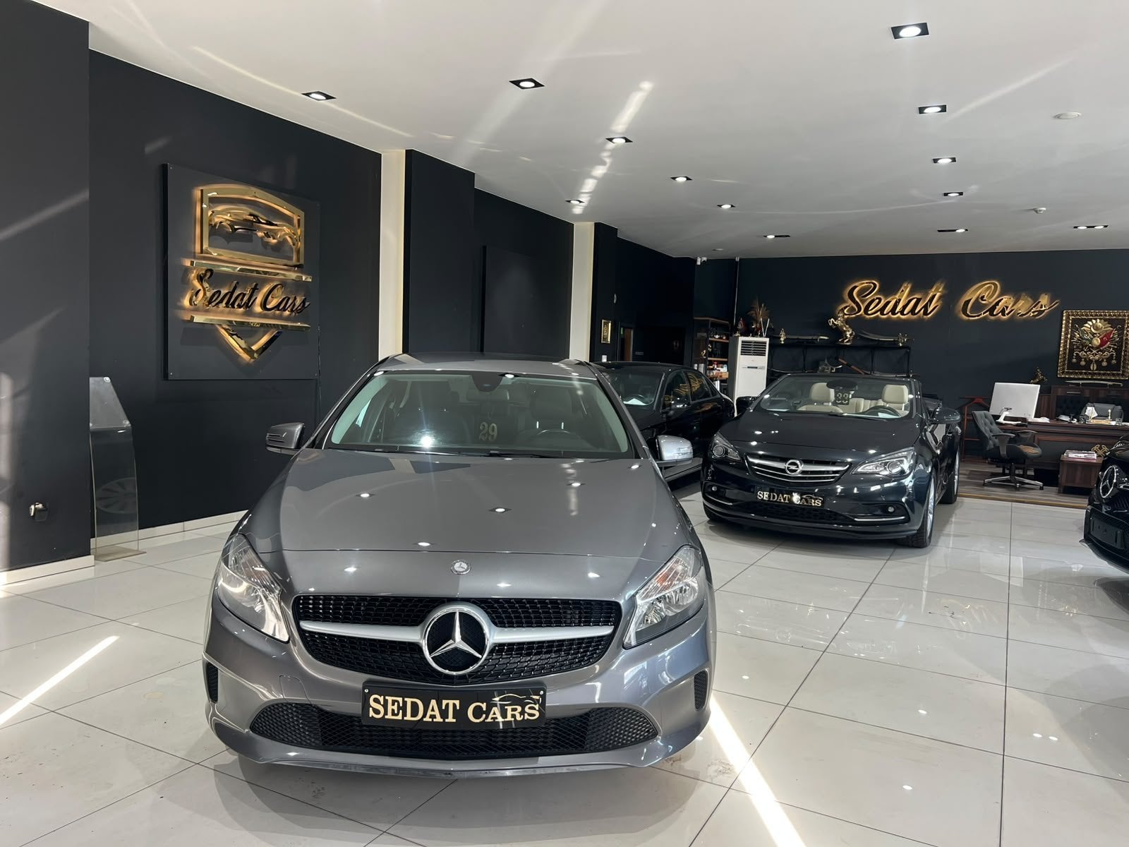 Mercedes-Benz A 160, Achat, Entreprise, Boîte manuelle, 5 portes