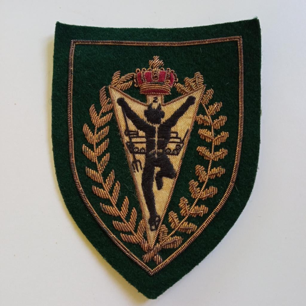 insigne 2 régiment de carabinier de cycliste, Collections, Enlèvement ou Envoi, Armée de terre, Emblème ou Badge