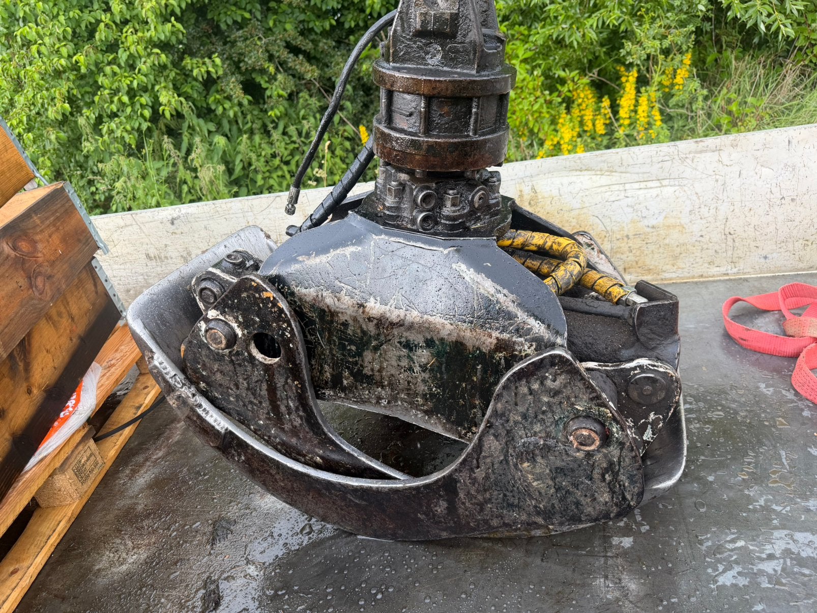 Grappin avec rotor, Enlèvement, Grue